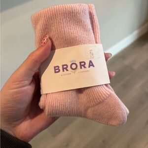 NWT BRORA Cashmere Socks Light Pink Tea Rose US 8-9